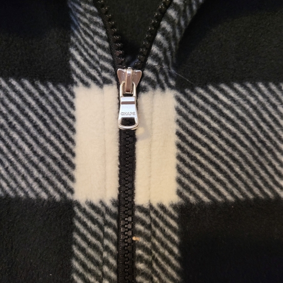 Chaps Fleece Women's Vest - Picture 5 of 7